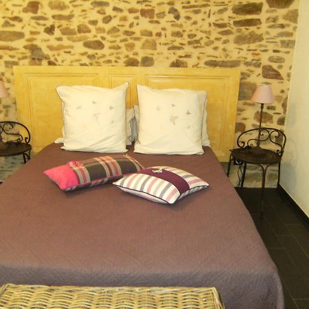 Bed and Breakfast Domaine Du Fief Aux Dames Monnieres  Exterior foto
