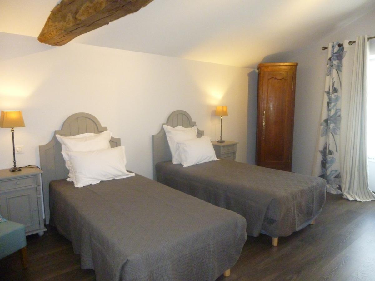 Bed and Breakfast Domaine Du Fief Aux Dames Monnieres  Exterior foto