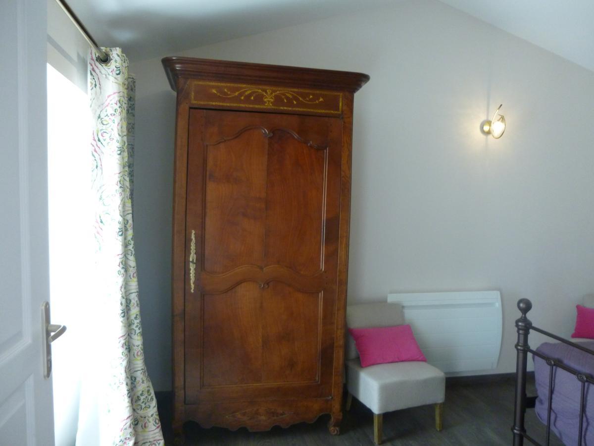 Bed and Breakfast Domaine Du Fief Aux Dames Monnieres  Exterior foto